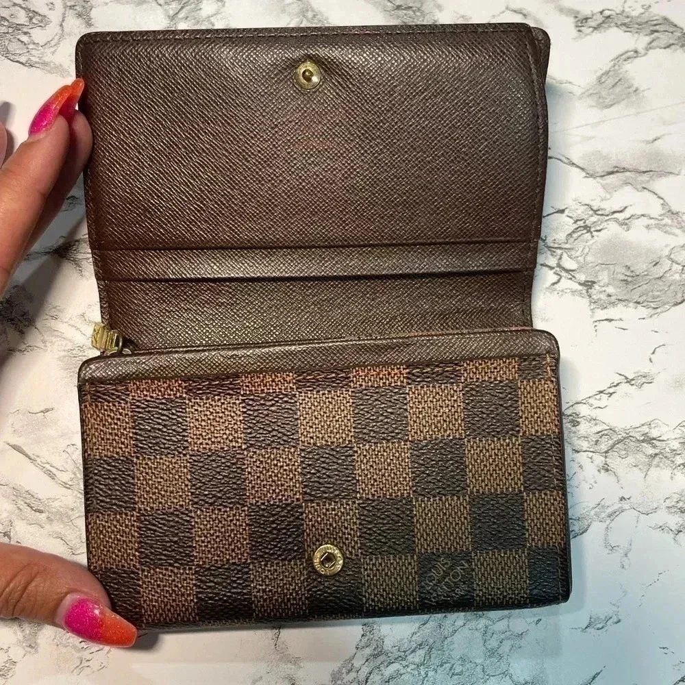 #191 Louis Vuitton Tresor Damier Ebene Bifold Wallet
